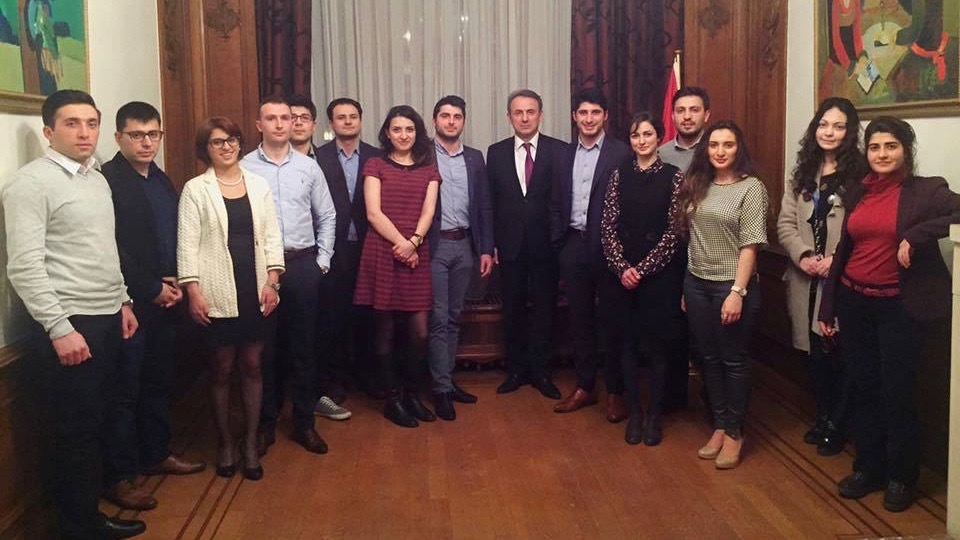 Head of Mission of Armenia to EU meets with YP in Belgium